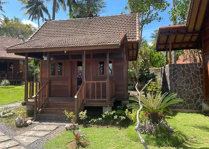 Wooden House Candidasa マンギス